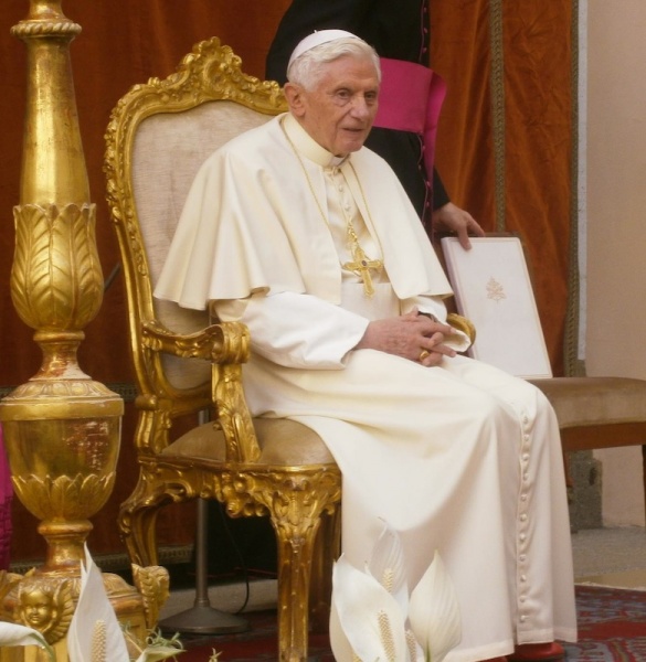 Datei:Papst-Rom2.jpg
